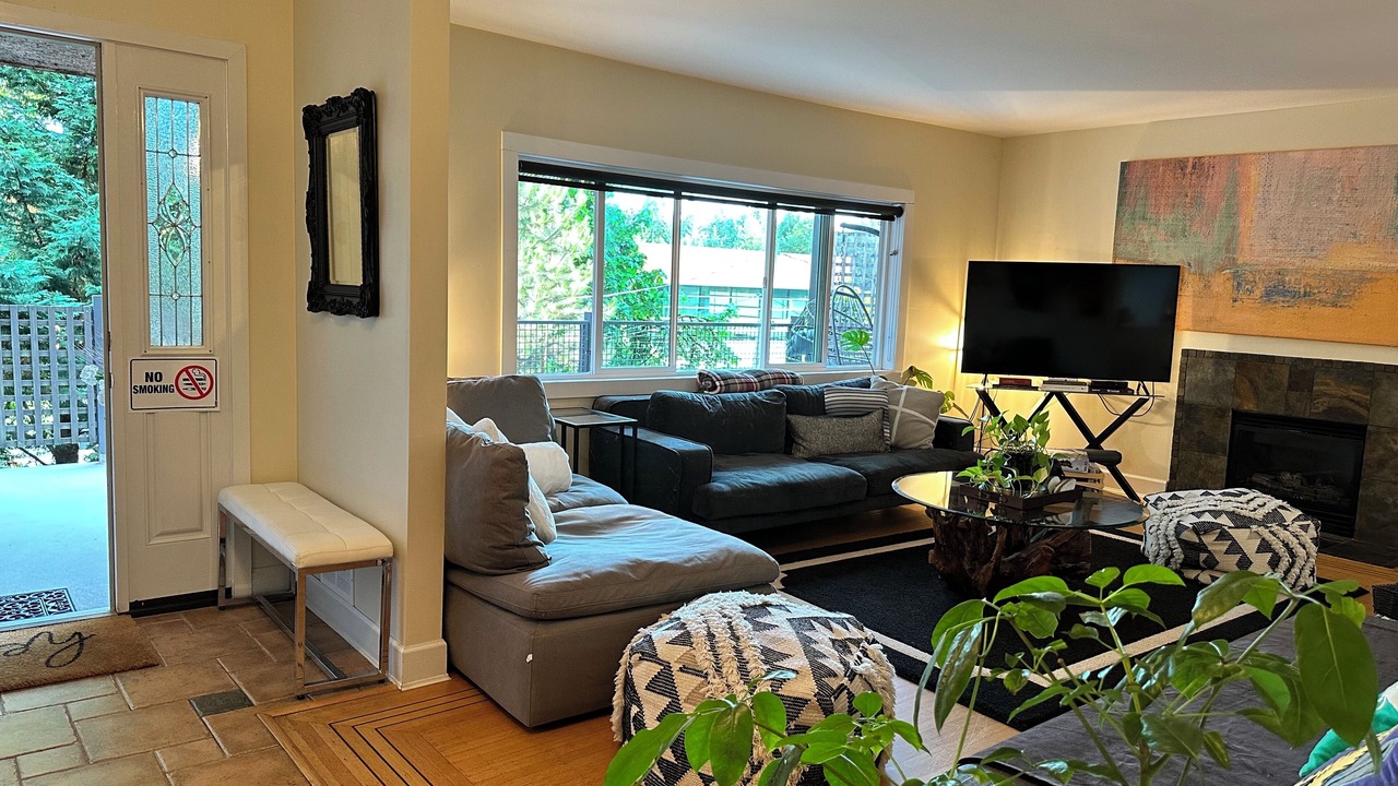 Photo of Livingroom in Vancouver