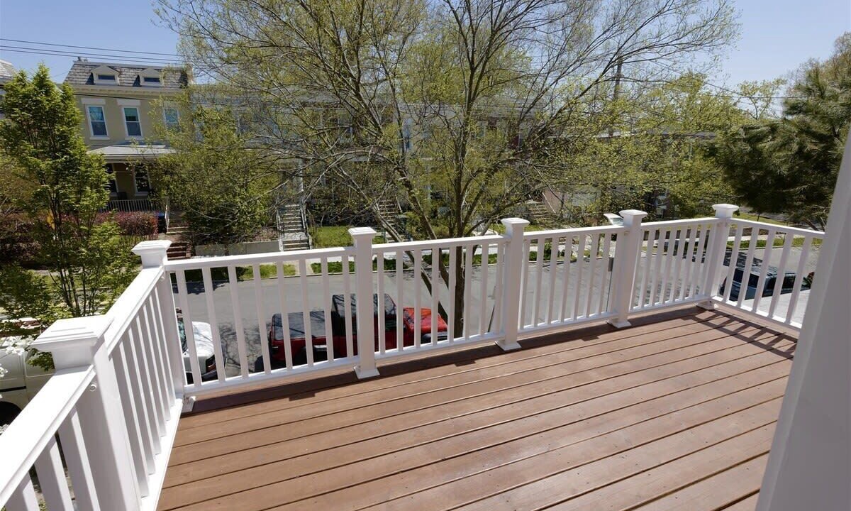 Photo of Patio Balcony in Petworth