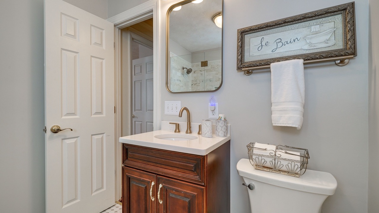 Photo of Bathroom in Long Beach