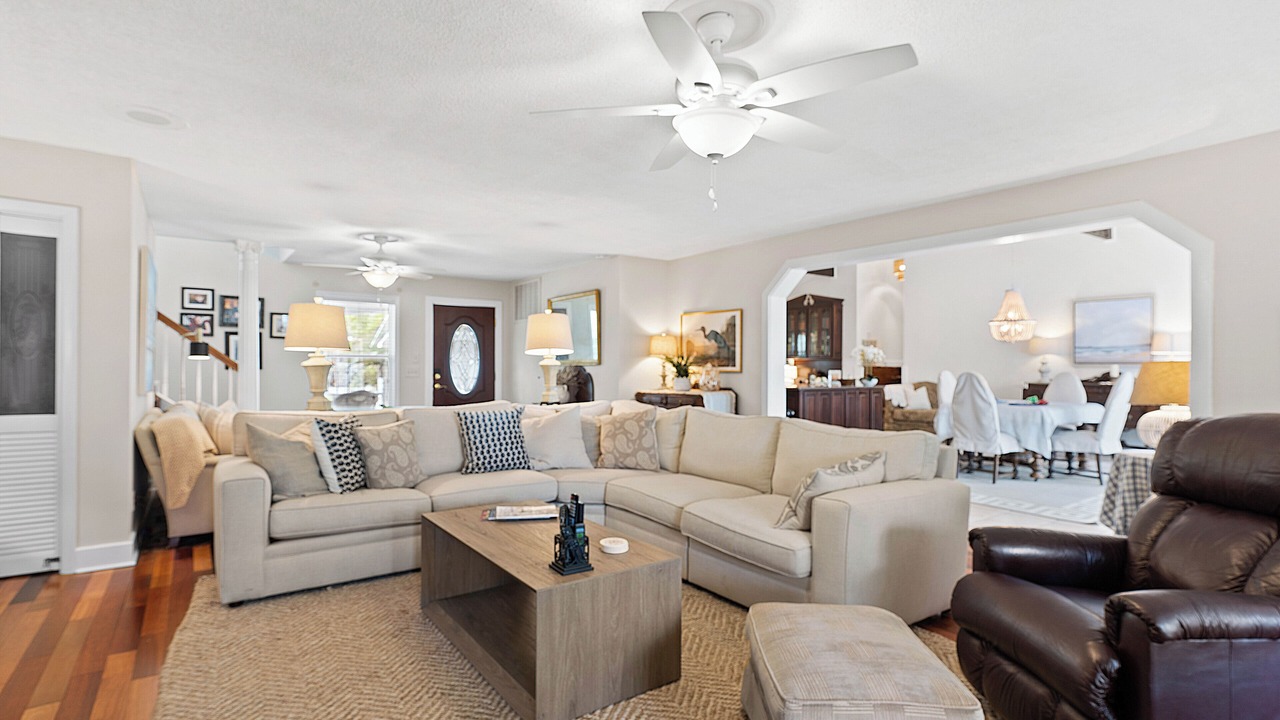 Photo of Livingroom in Long Beach