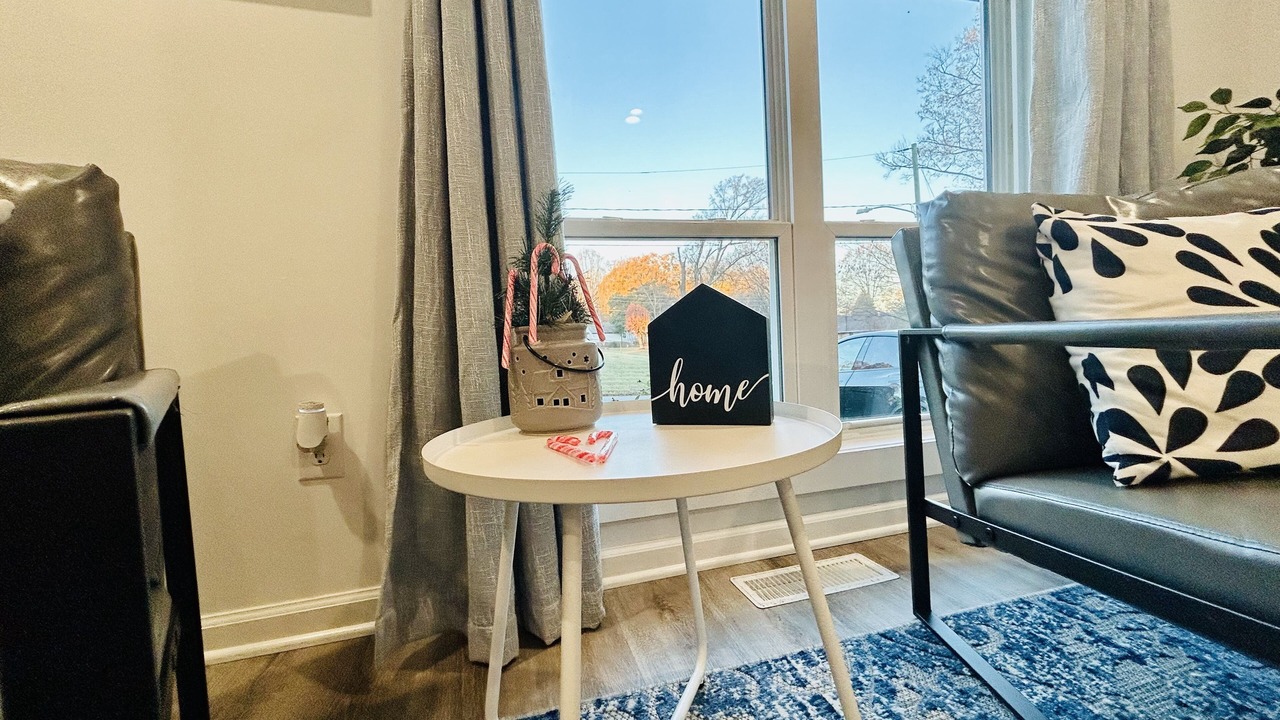 Photo of Livingroom in Paw Creek