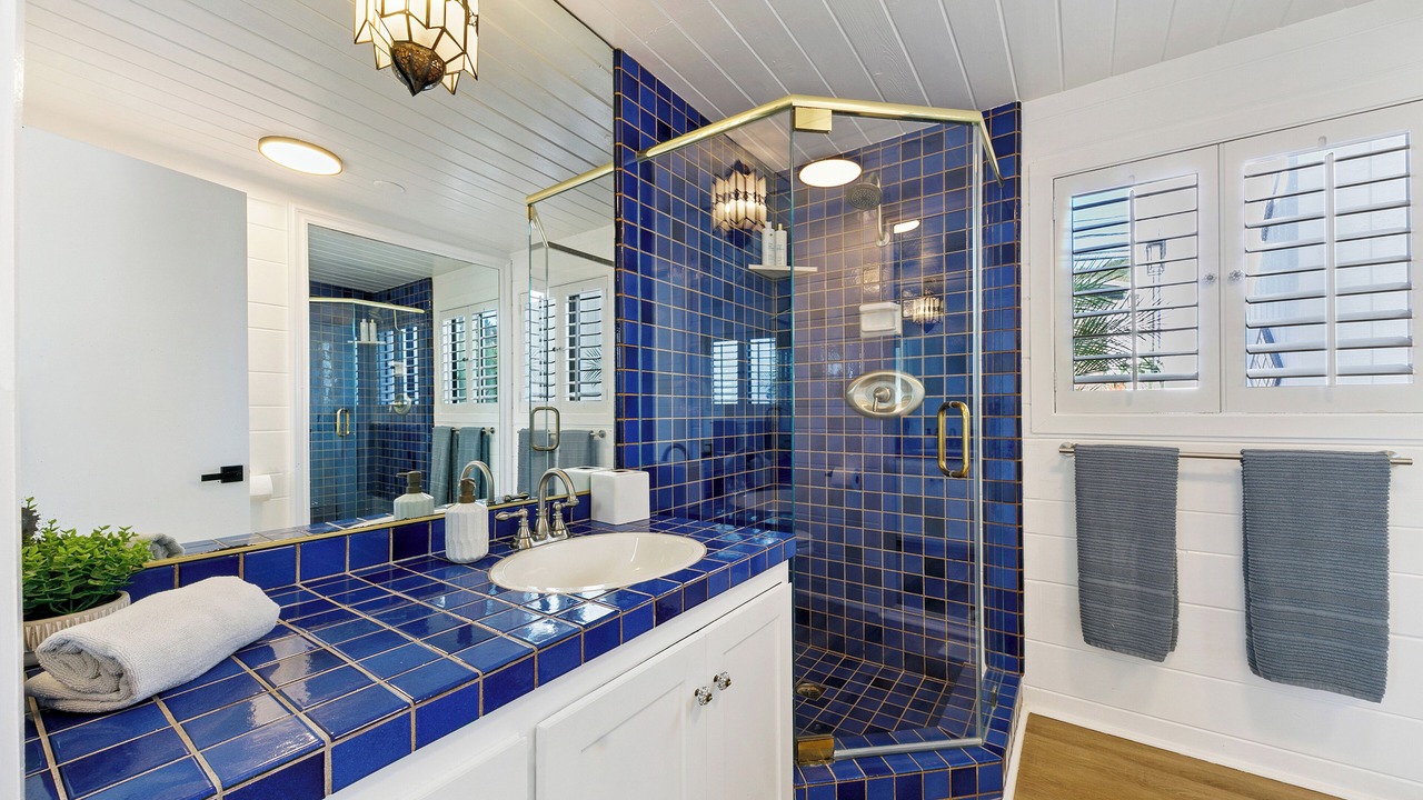 Photo of Bathroom in Eastern Malibu