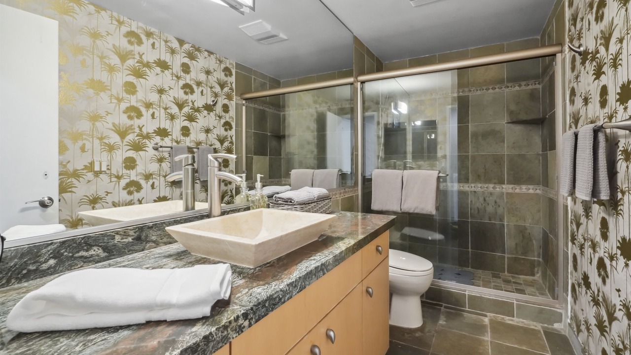 Photo of Bathroom in Hollywood Beach