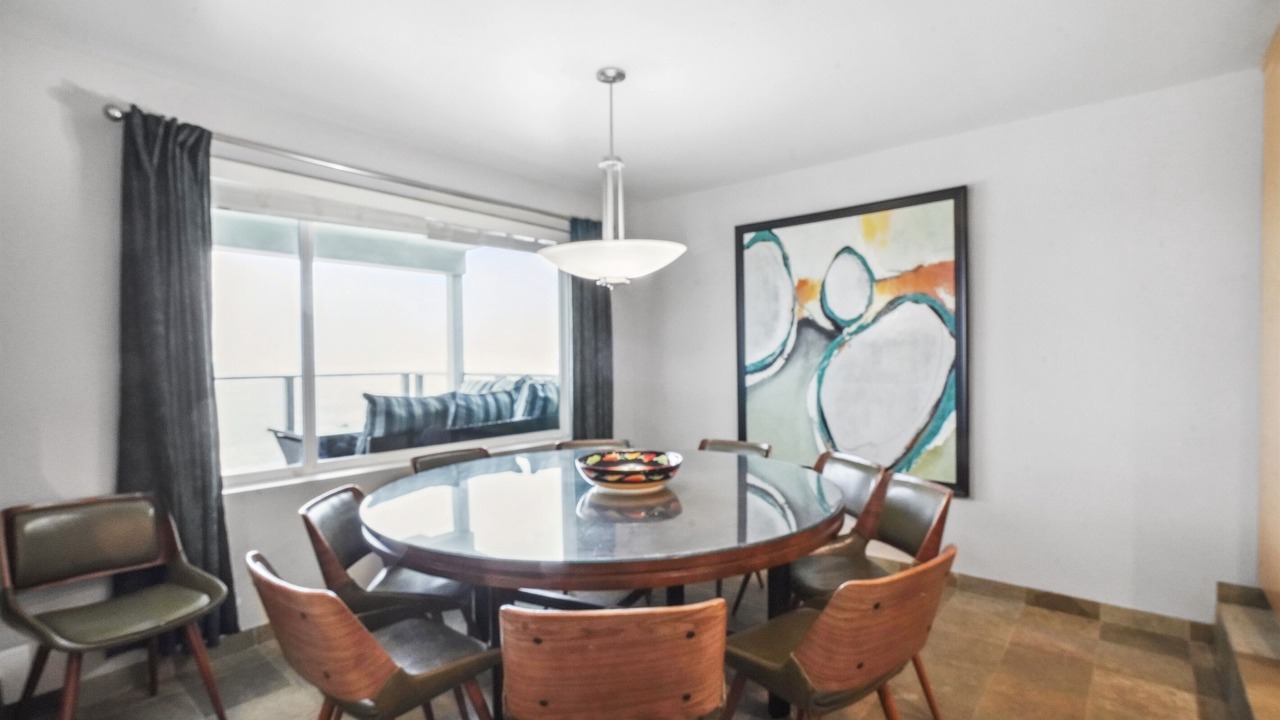 Photo of Bedroom in Hollywood Beach