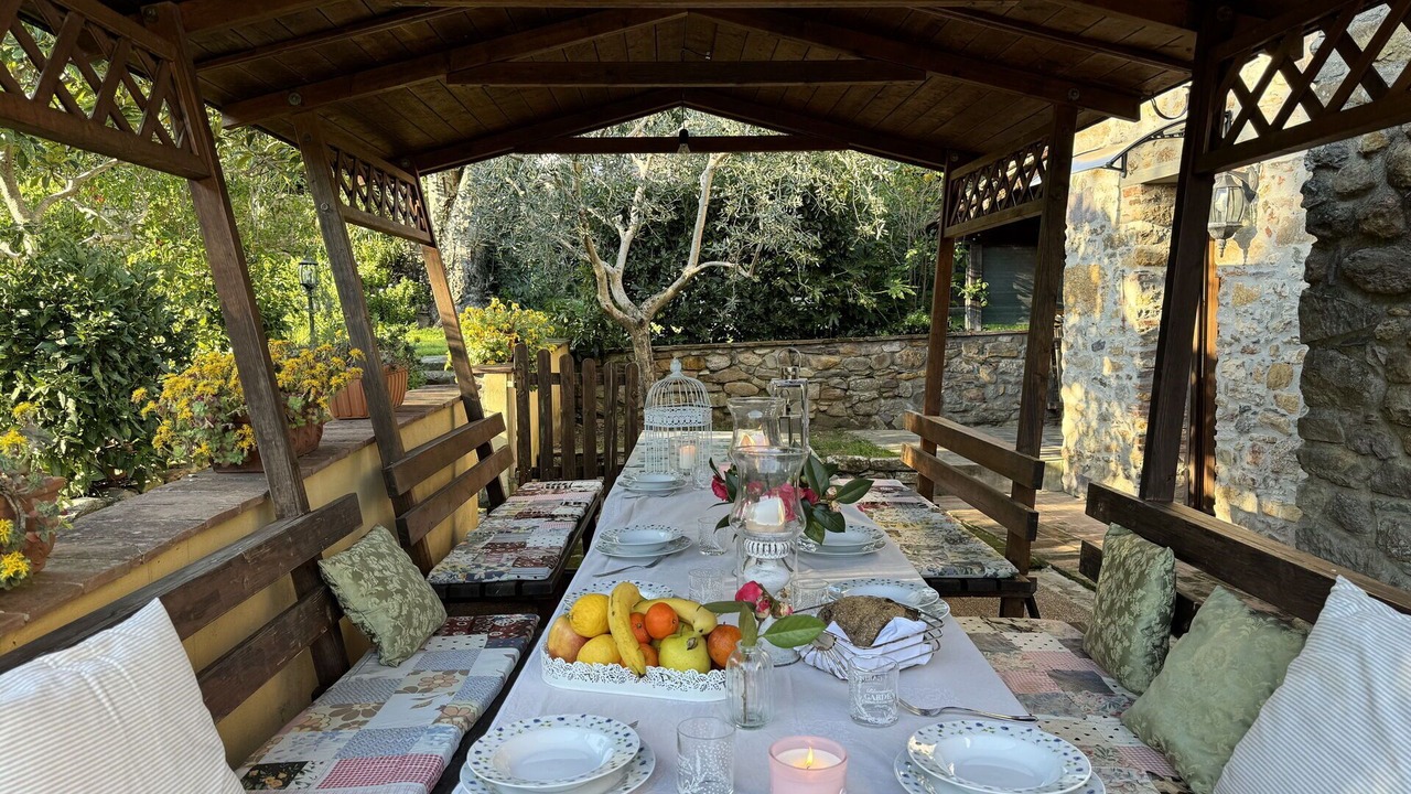 Photo of Outdoor in Buti