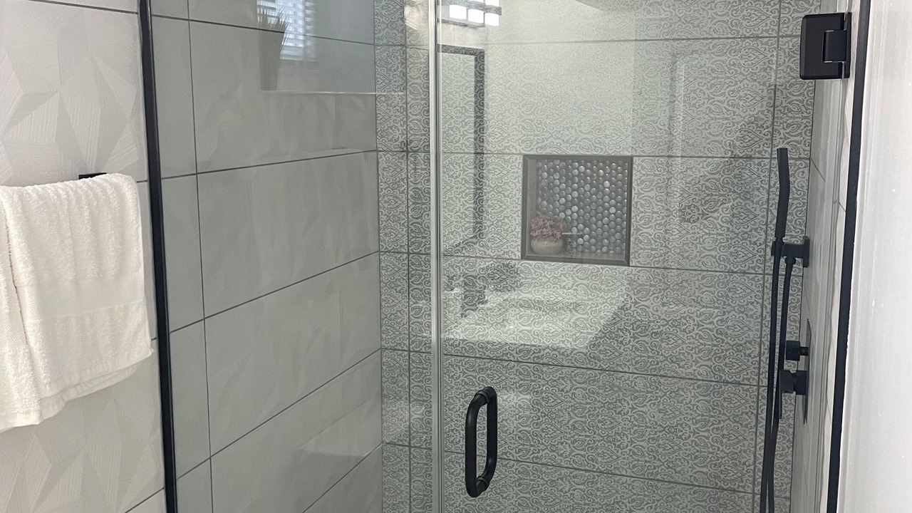 Photo of Bathroom in North Michigan Park