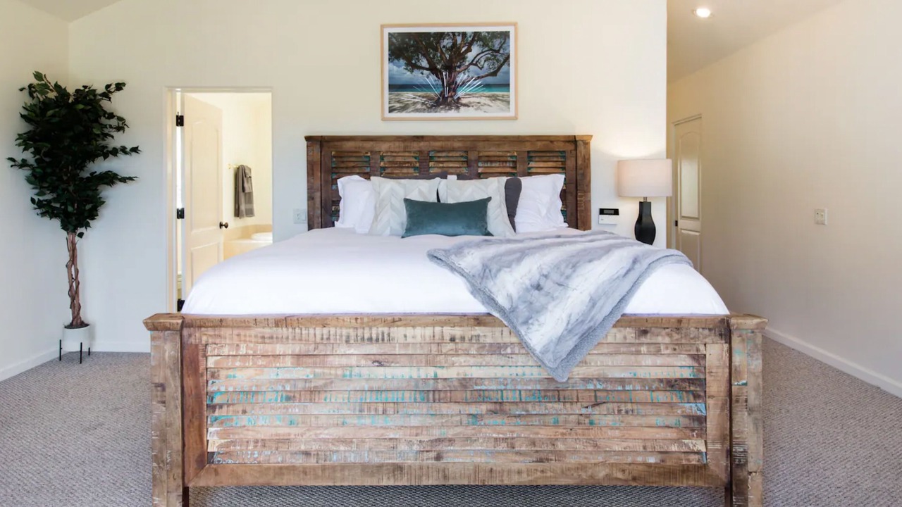 Photo of Bedroom in Malibu