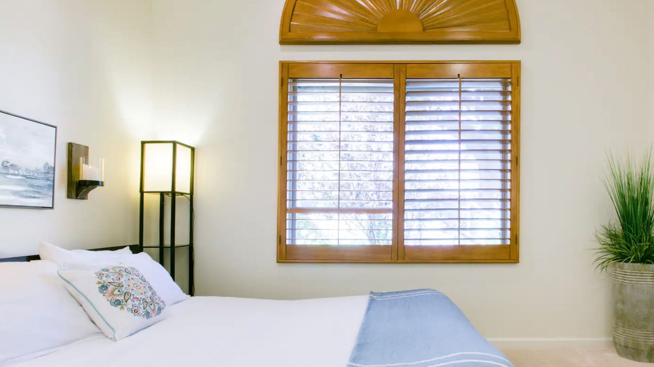 Photo of Bedroom in Malibu
