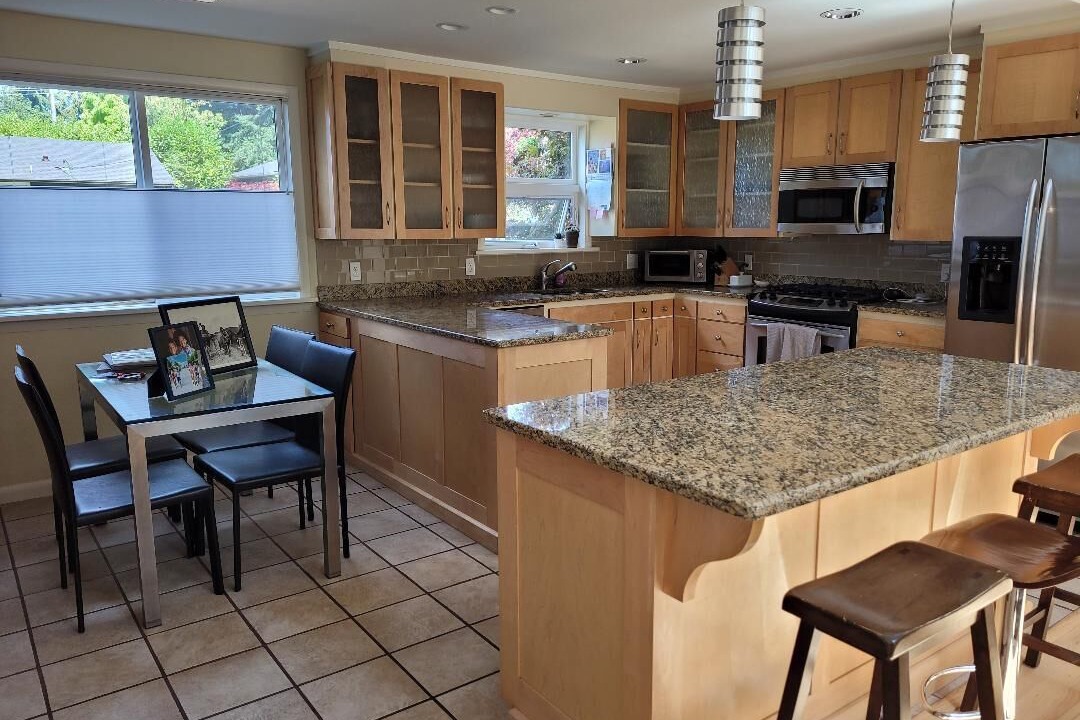 Photo of Kitchen in Haller Lake