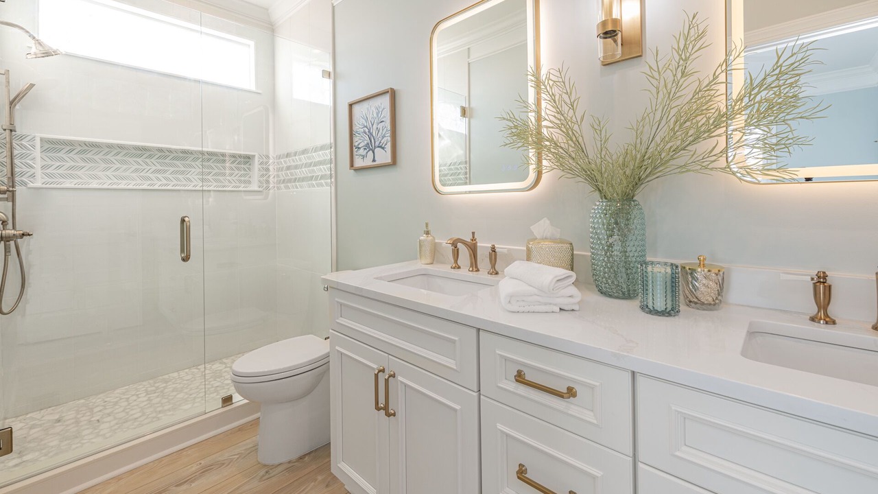 Photo of Bathroom in Holden Beach