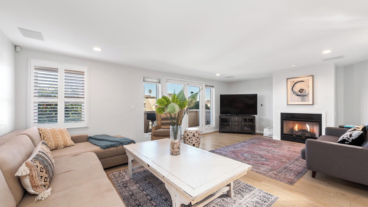 Photo of Livingroom in Hollywood
