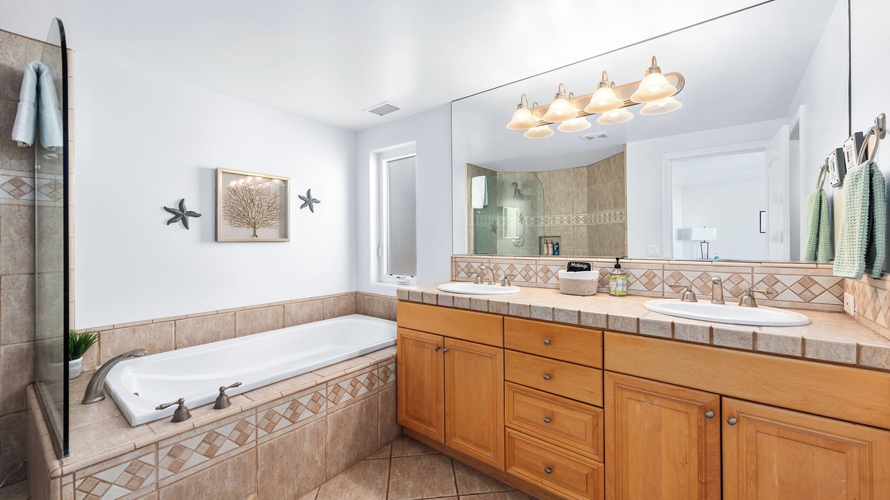 Photo of Bathroom in Hollywood