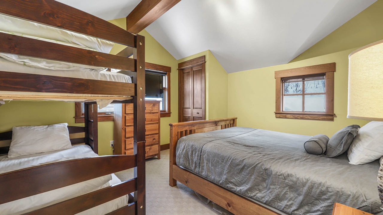 Photo of Bedroom in Fairways