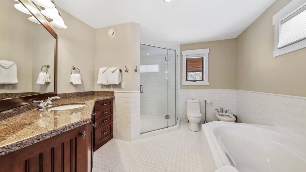 Photo of Bathroom in Sundance Estates