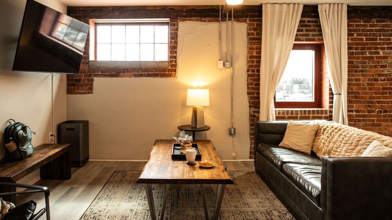 Photo of Livingroom in Jonesville