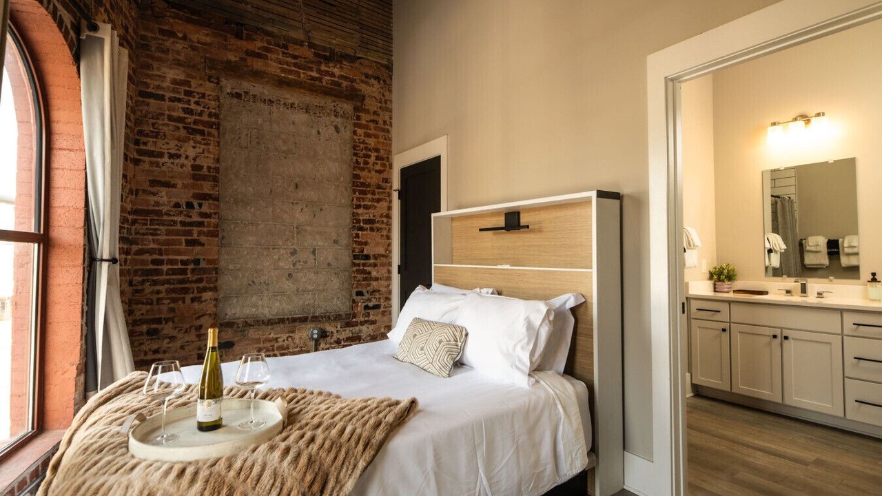 Photo of Bedroom in Jonesville