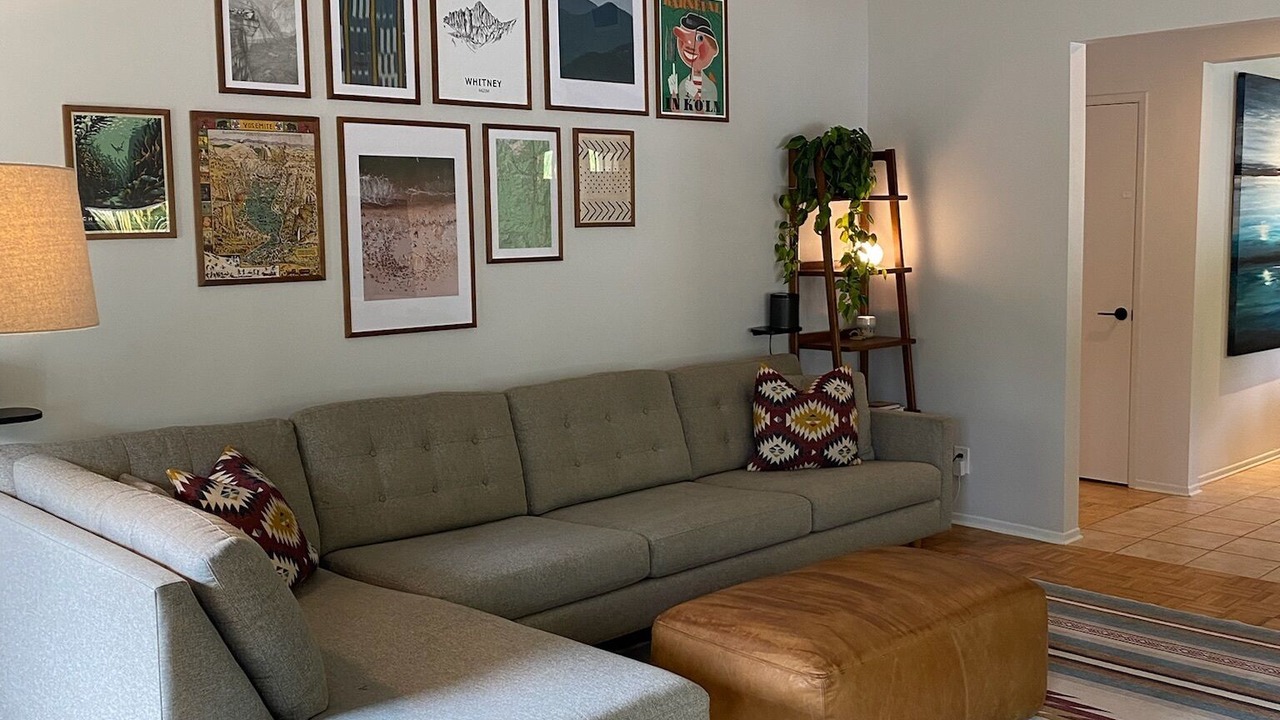 Photo of Livingroom in Alta Mesa