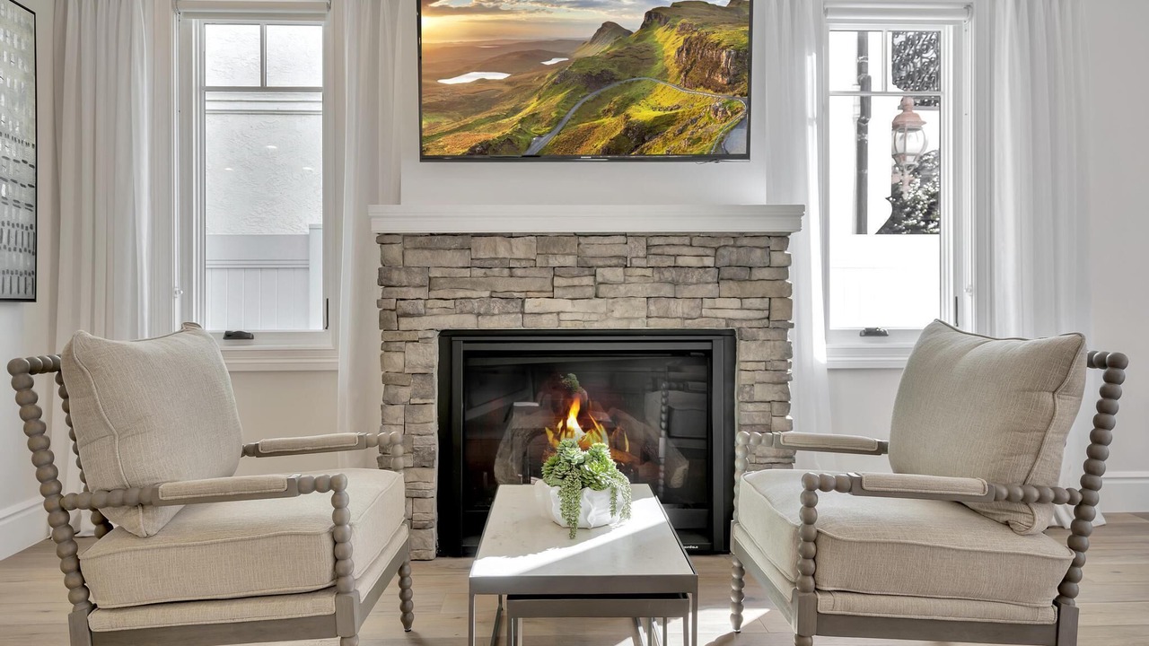 Photo of Livingroom in Balboa Peninsula