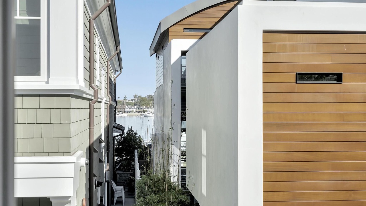Photo of Others in Balboa Peninsula