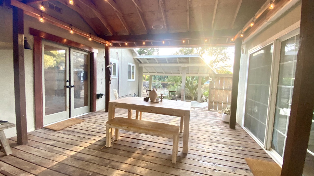 Photo of Outdoor in Meiners Oaks