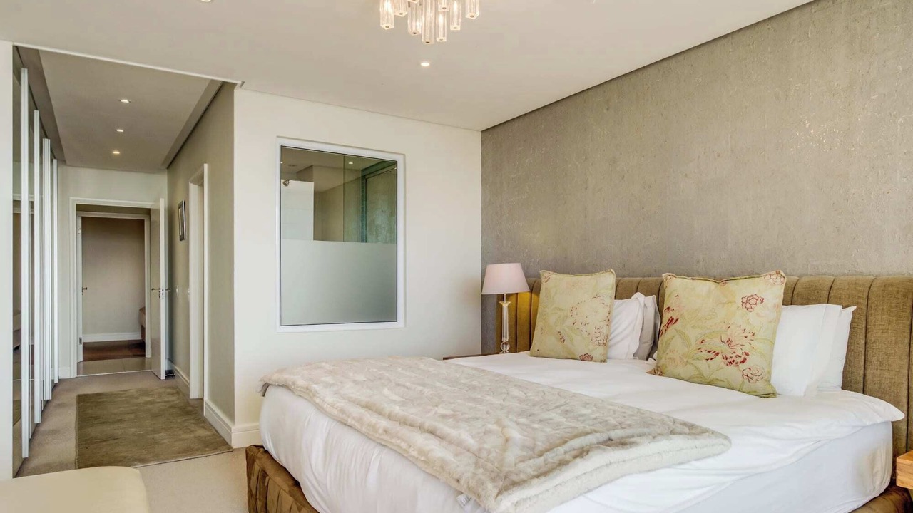 Photo of Bedroom in Mouille Point
