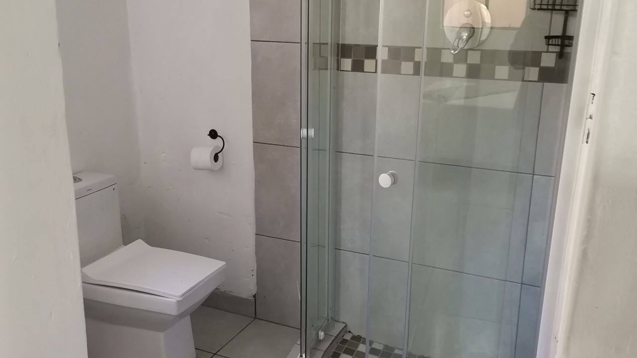 Photo of Bathroom in Greater Johannesburg Metropolitan Area