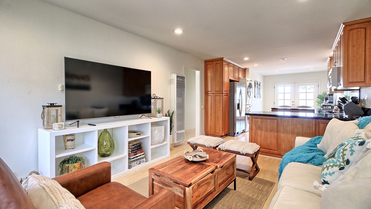 Photo of Livingroom in Oxnard Shores