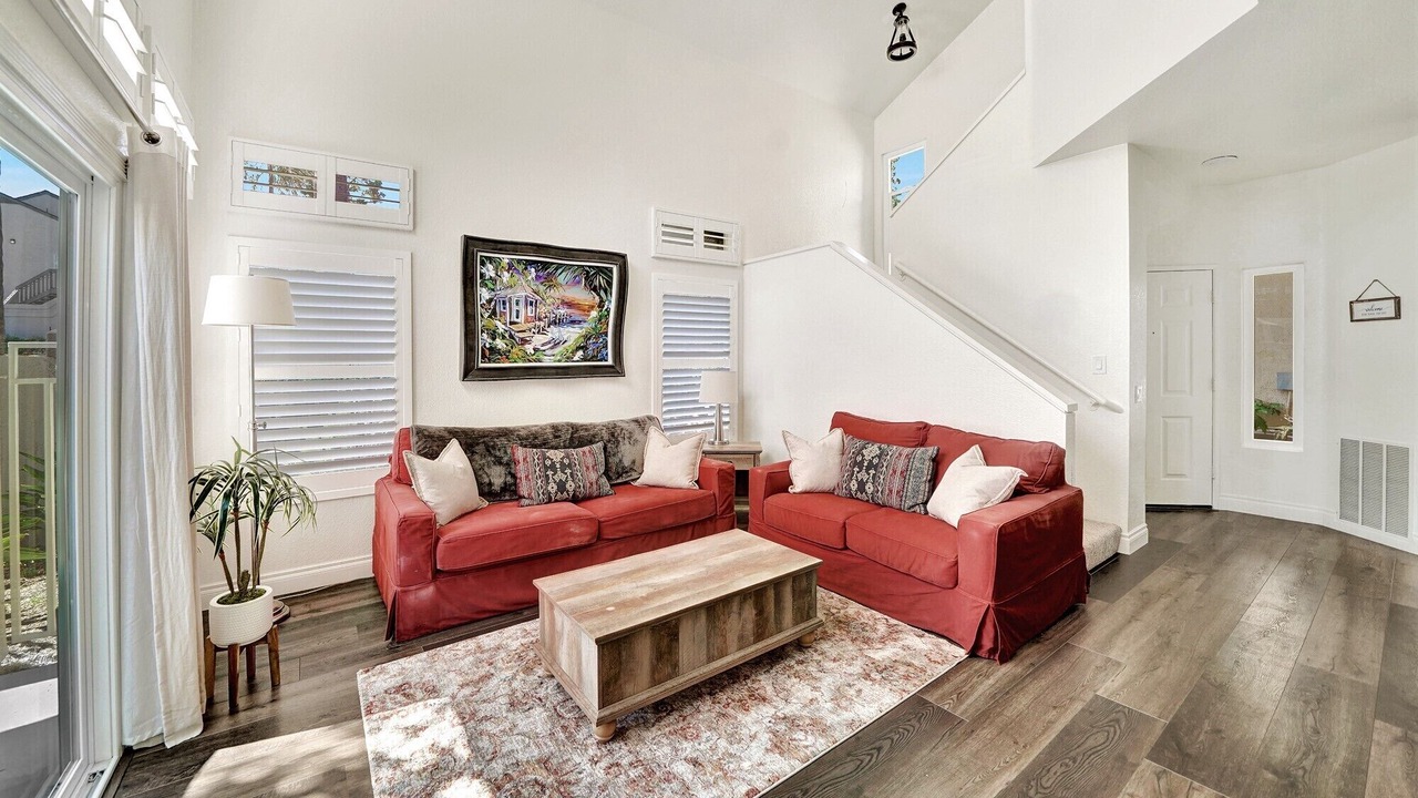 Photo of Livingroom in Laguna Niguel