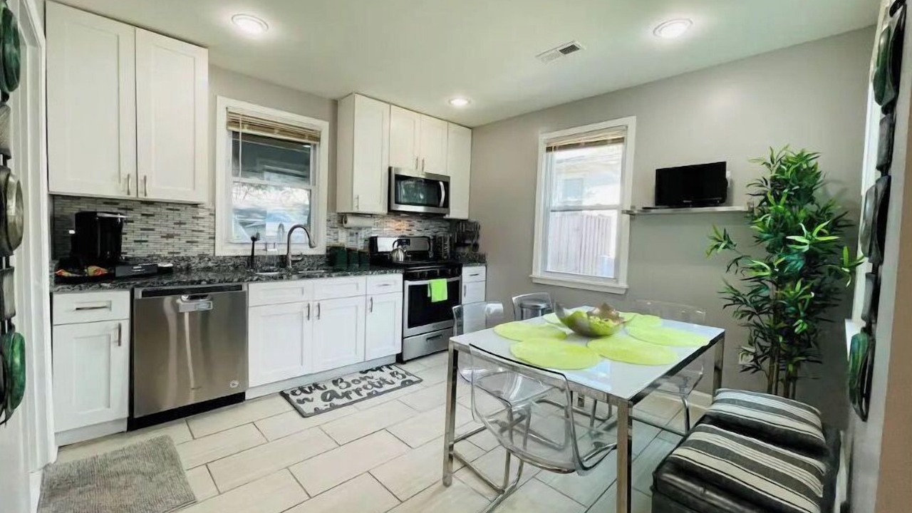 Photo of Bedroom in Wheaton-Glenmont