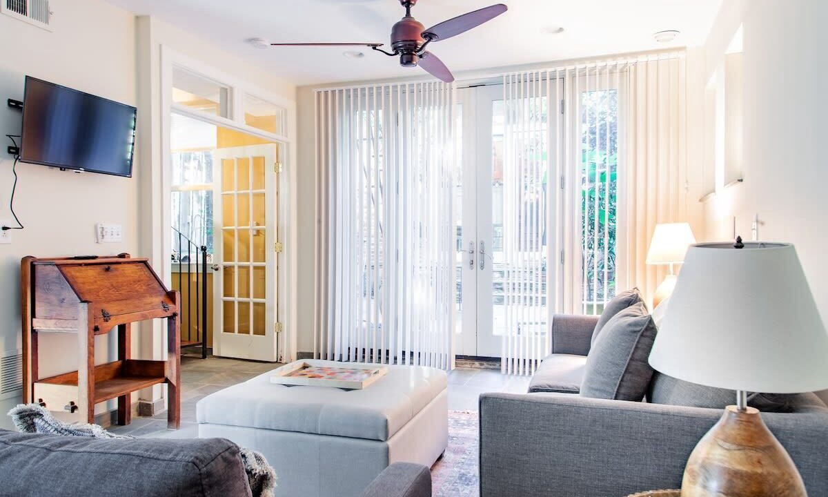 Photo of Livingroom in Stanton Park