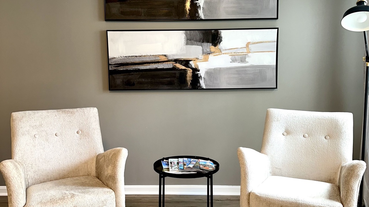 Photo of Livingroom in Crofton