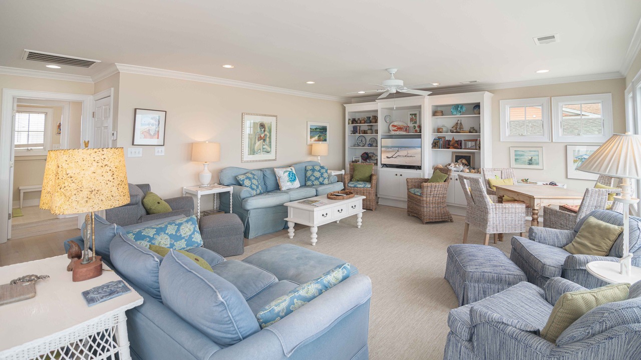Photo of Livingroom in Holden Beach