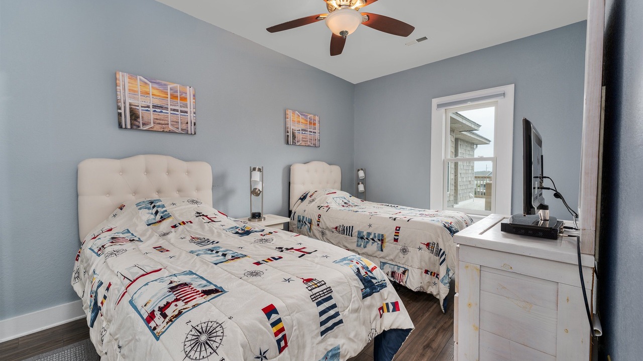Photo of Bedroom in Avon