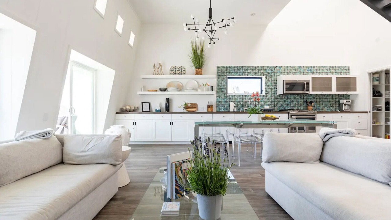 Photo of Livingroom in Hollywood Beach