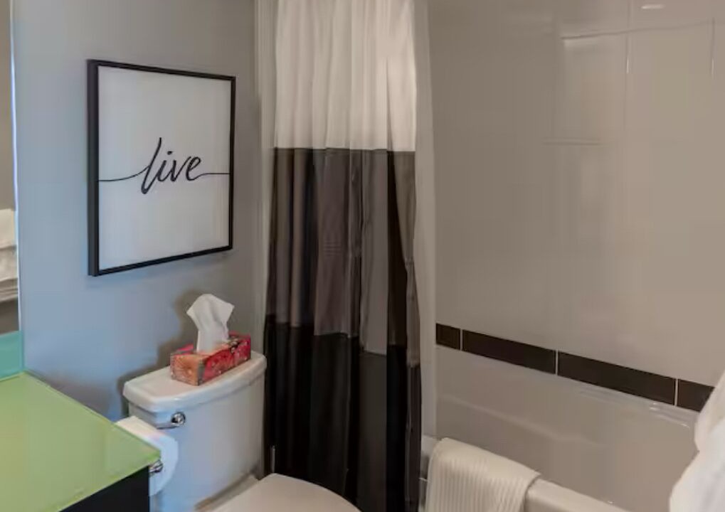 Photo of Bathroom in Crosstown