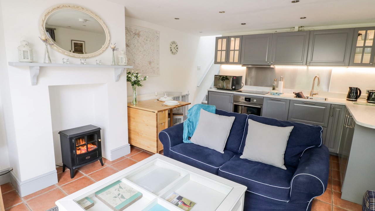 Photo of Livingroom in Halford
