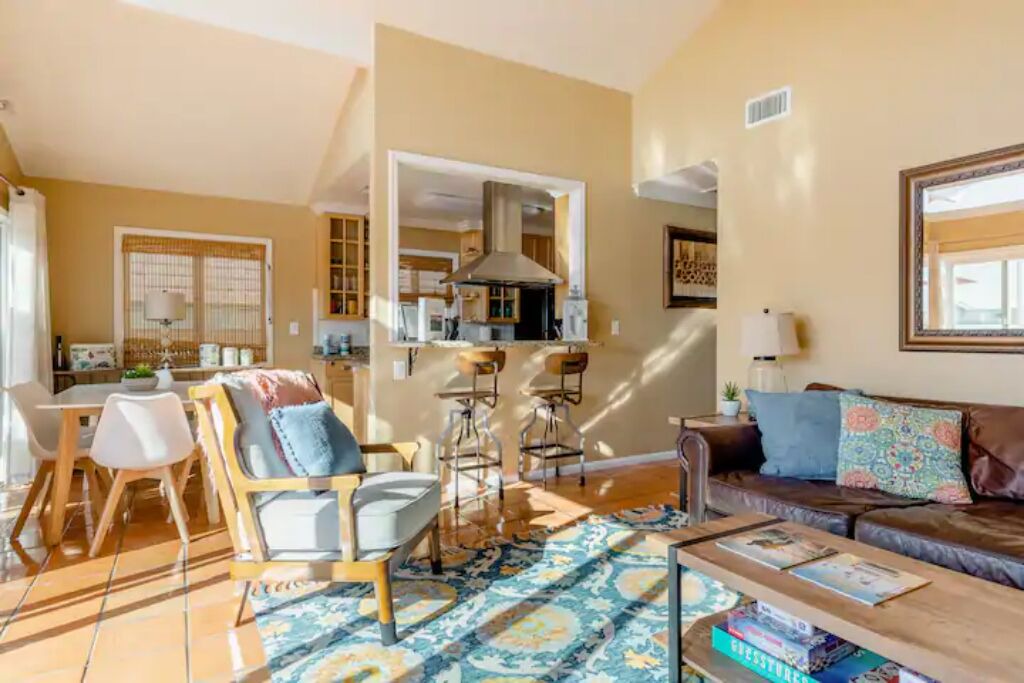 Photo of Livingroom in Hollywood Beach