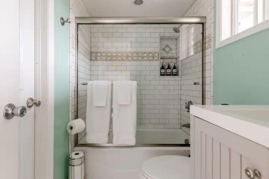 Photo of Bathroom in Hollywood Beach