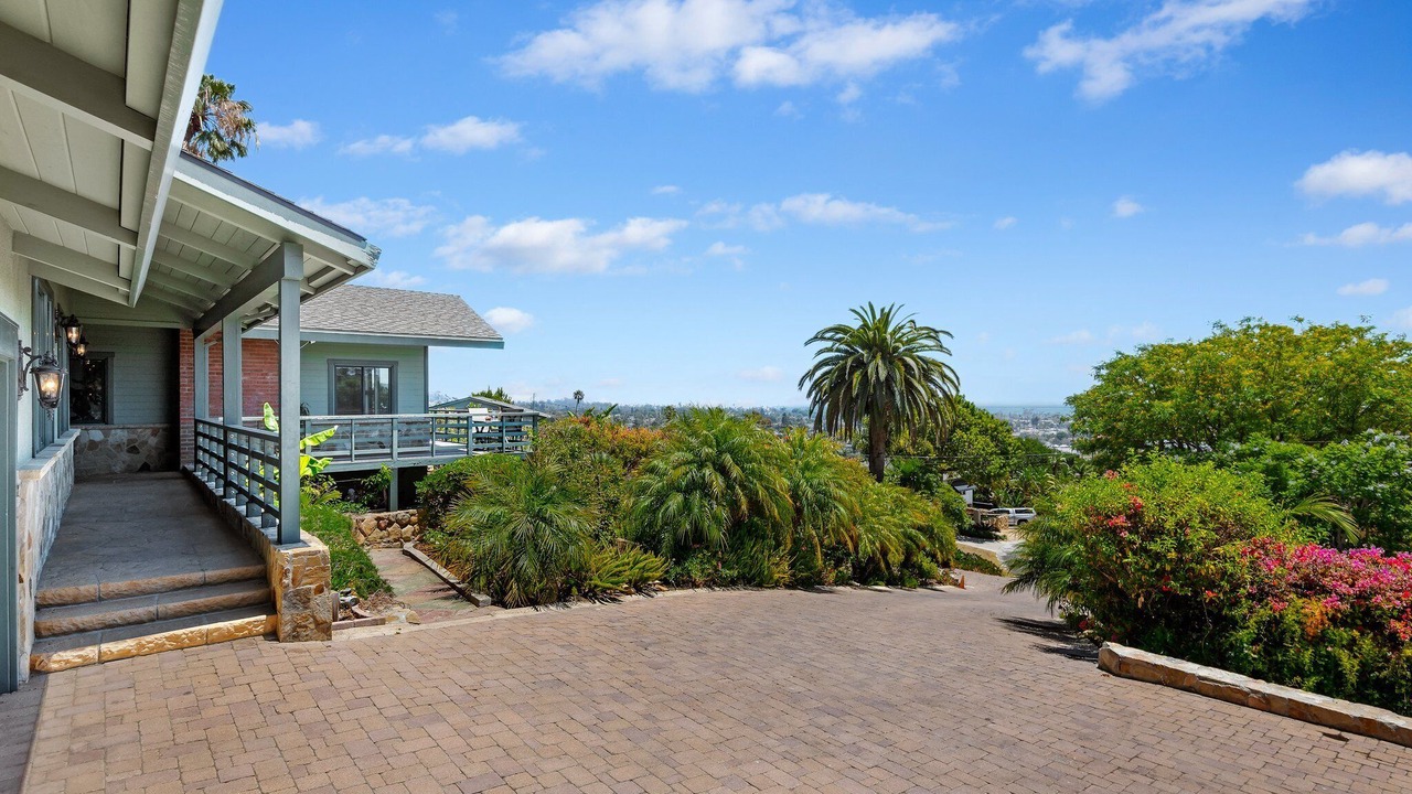 Photo of Outdoor in Lower Riviera