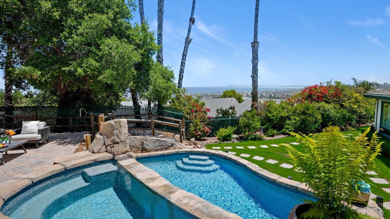 Photo of Outdoor in Lower Riviera