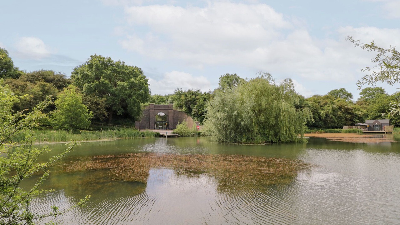 Photo of Others in Thorpe