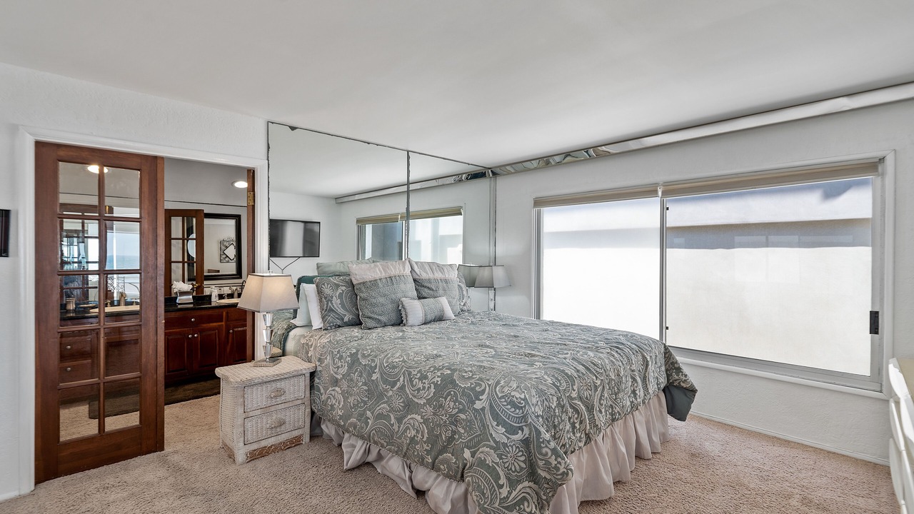 Photo of Bedroom in Oxnard Shores