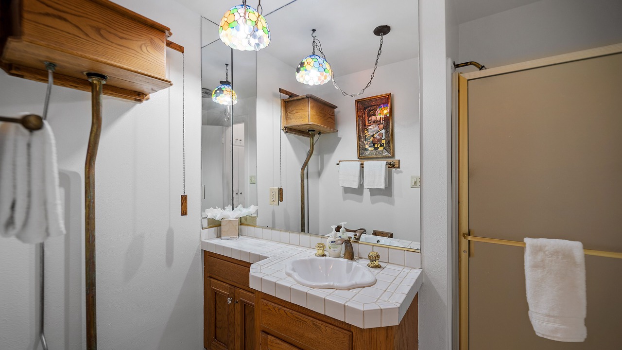Photo of Bathroom in Oxnard Shores