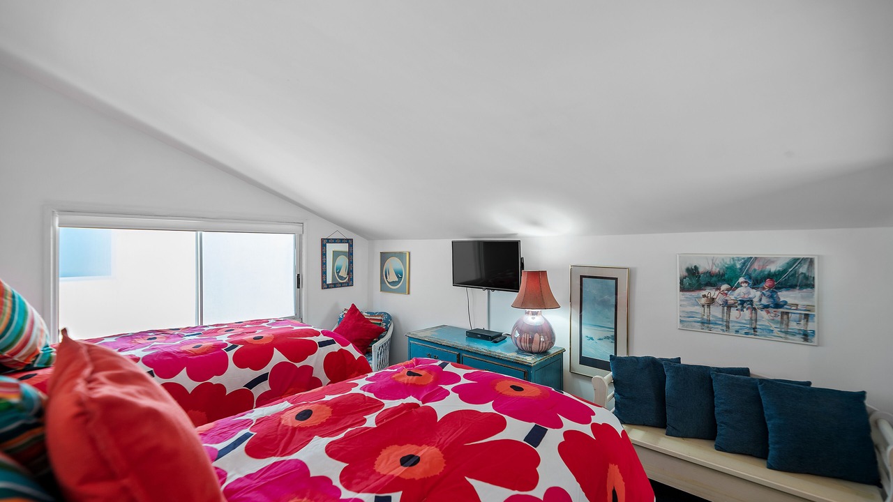 Photo of Bedroom in Oxnard Shores
