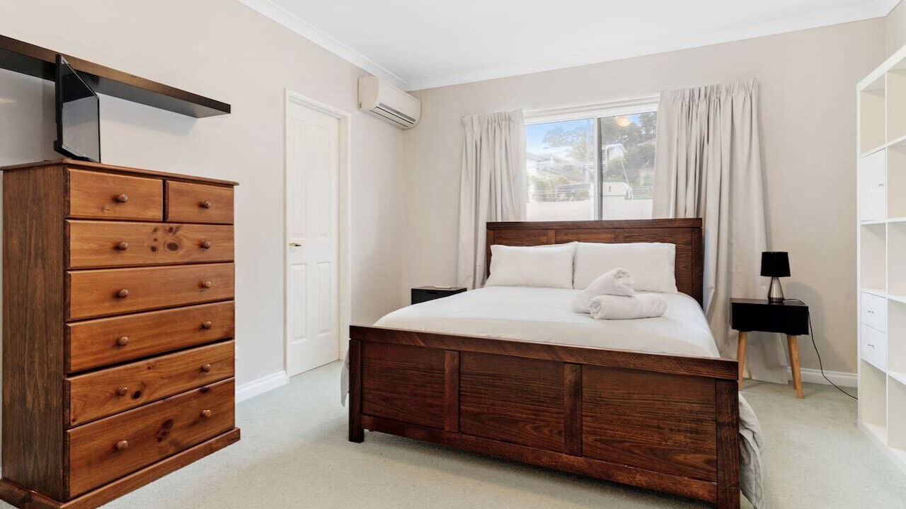 Photo of Bedroom in Halls Head