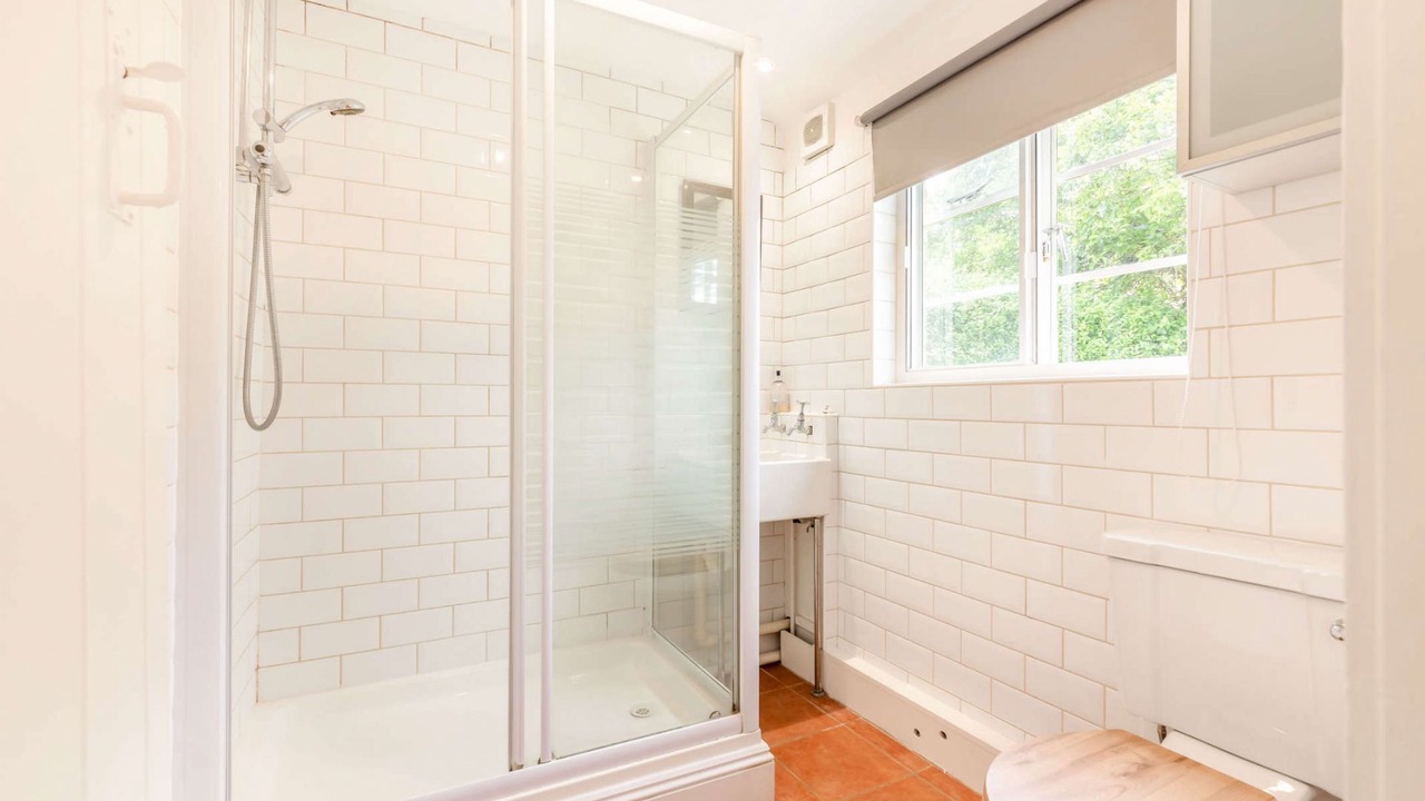 Photo of Bedroom in Aston Magna