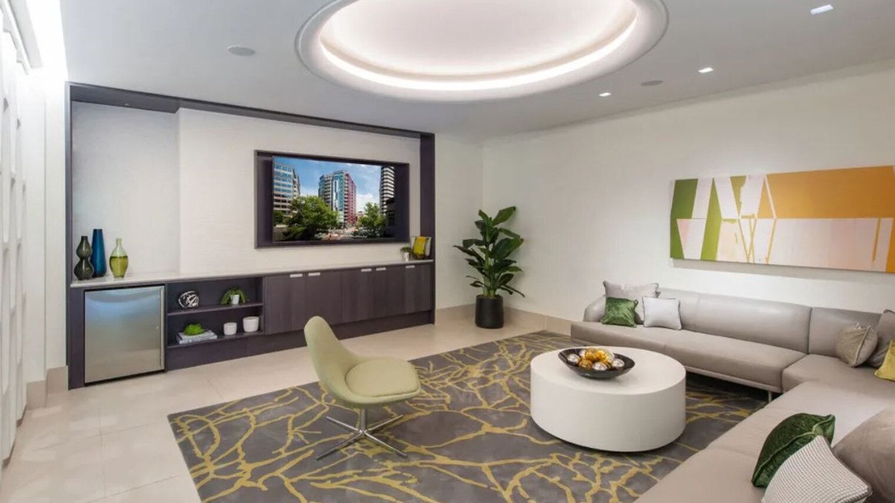 Photo of Livingroom in Bethesda