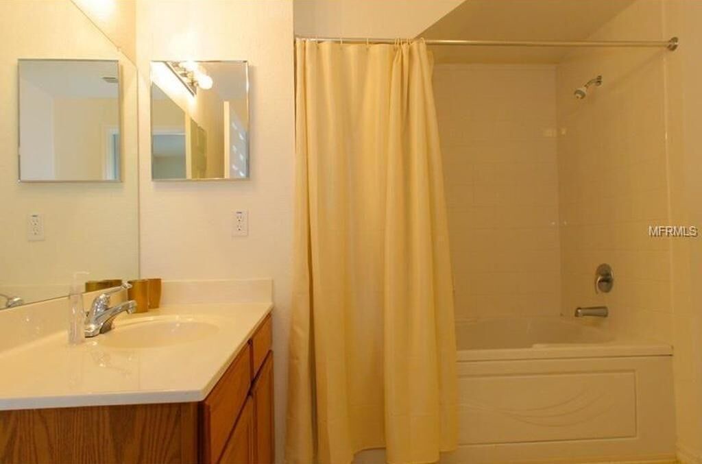 Photo of Bathroom in Venetian Bay Villages