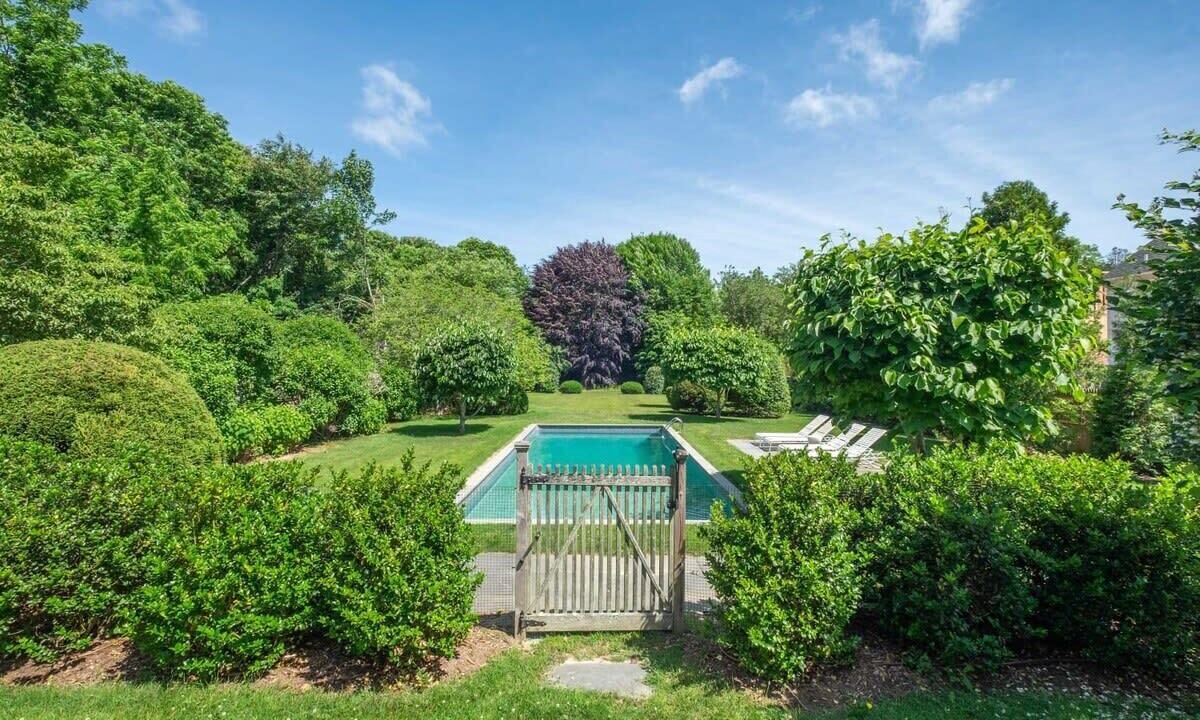 Photo of Outdoor in East Hampton North