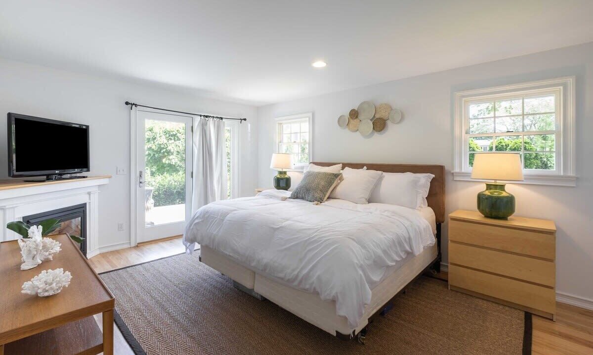Photo of Bedroom in East Hampton North